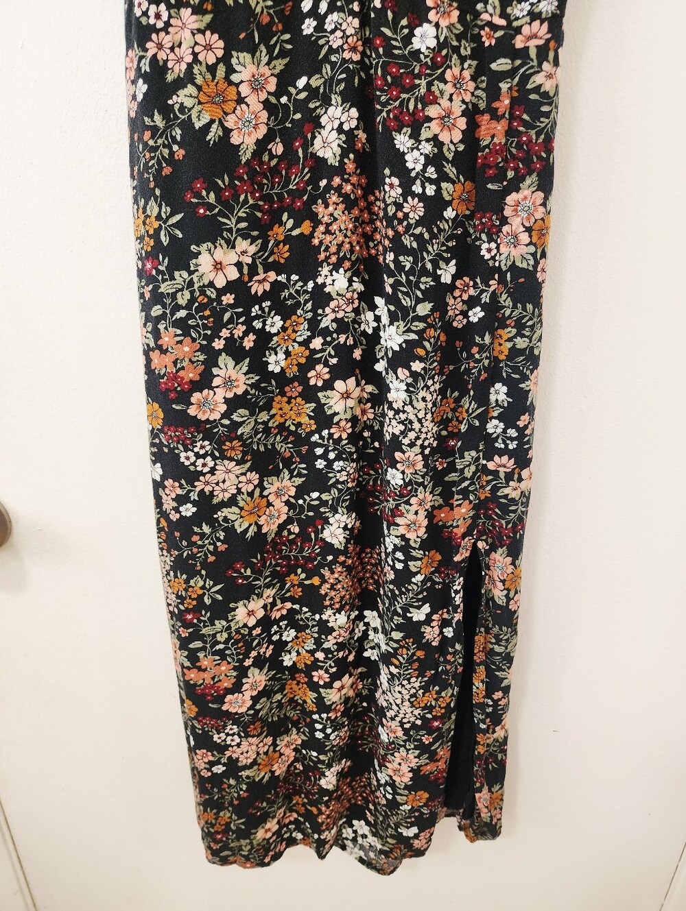 Abercrombie & Fitch Black Floral V‑Neck Cap Sleeve Midi Dress Size S - Picture 4 of 9